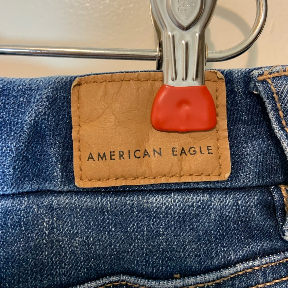 American Eagle Outfitters Dark Blue Distressed Skinny Jeans (Size 16S) - Picture 3 of 12